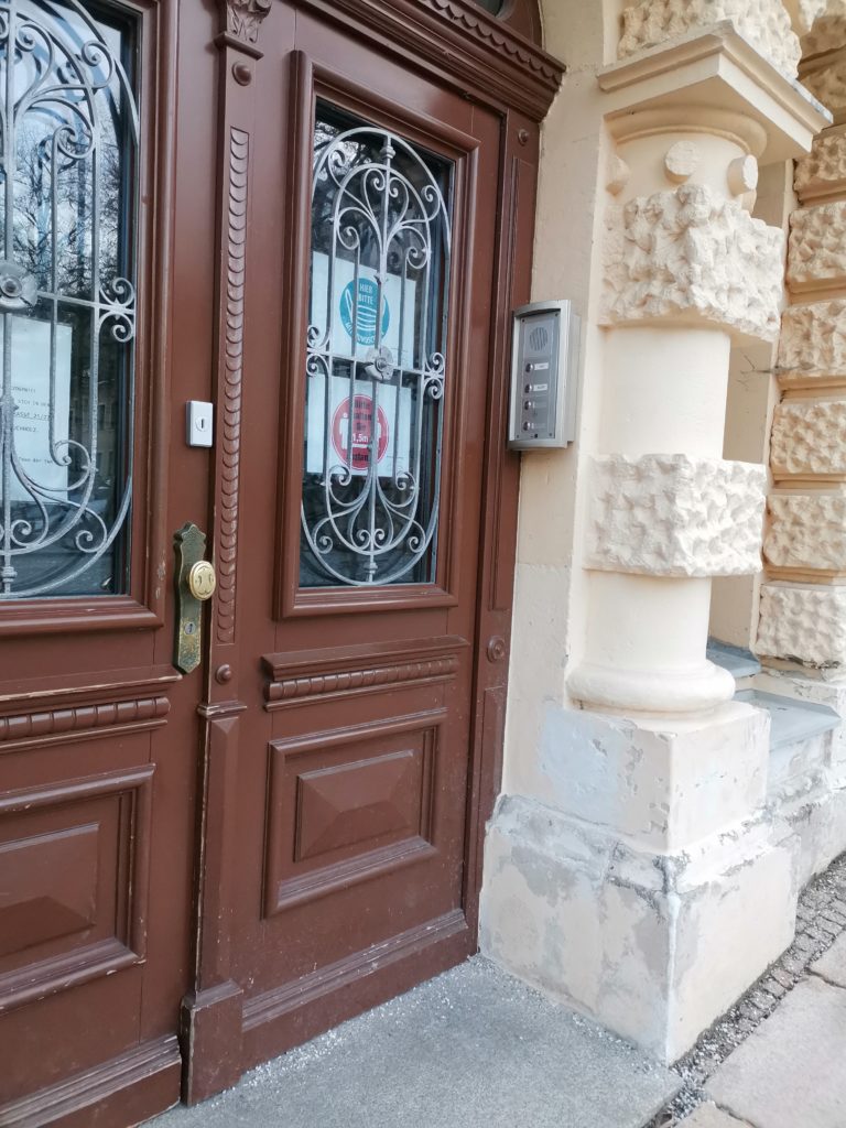 Arztbesuch mit Hürden macht uns traurig - was soll das?