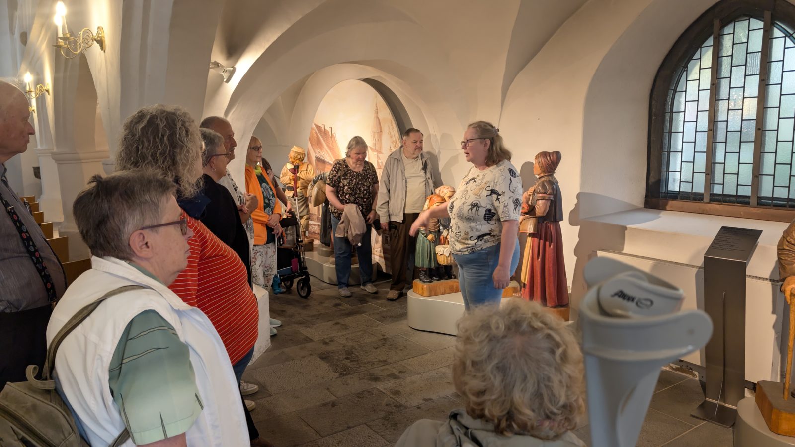 Am 14.7.2026 erlebten wir – die Regionalgruppe 15 Erzgebirge und die Regionalgruppe 11 aus Leipzig im Bundesverband Poliomyelitis e.V. – einen unvergesslichen Ausflug in die Bergkirche St. Marien. Direkt am Annaberger Marktplatz gelegen, bot sie uns eine wunderbare Kulisse für unser Treffen.