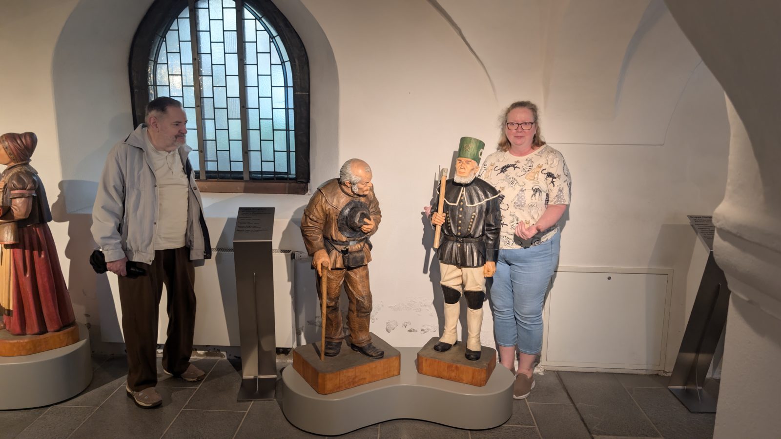 Am 14.7.2026 erlebten wir – die Regionalgruppe 15 Erzgebirge und die Regionalgruppe 11 aus Leipzig im Bundesverband Poliomyelitis e.V. – einen unvergesslichen Ausflug in die Bergkirche St. Marien. Direkt am Annaberger Marktplatz gelegen, bot sie uns eine wunderbare Kulisse für unser Treffen.